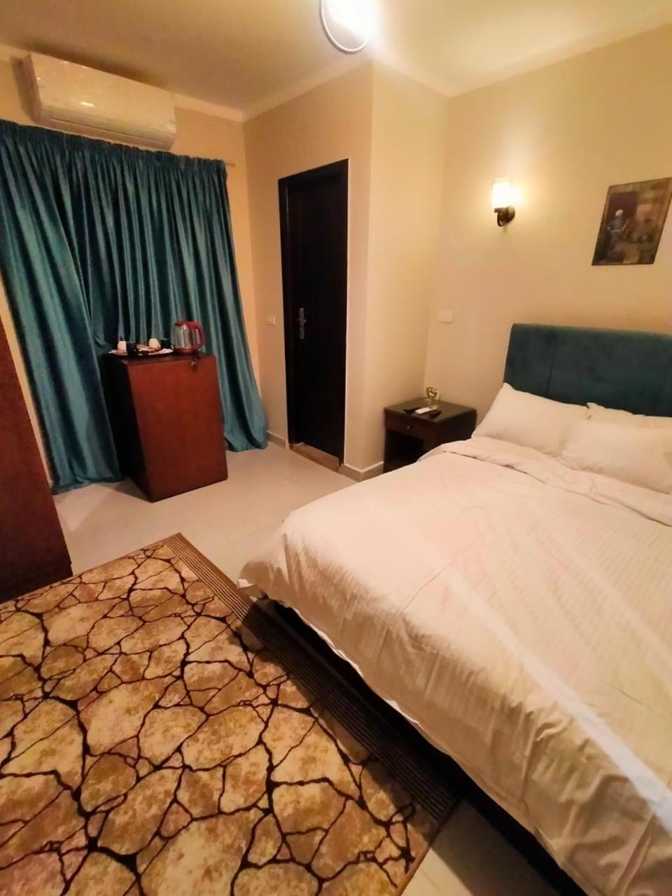 Pyramids Way Inn Kafrat al Jabal Exterior photo